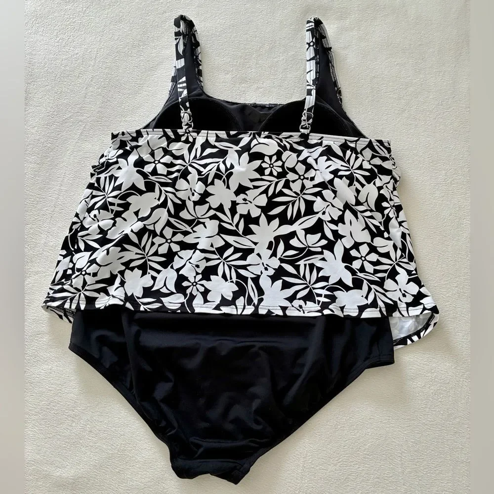 Lands’ End Swimsuit Women’s 16 One Piece Black White Floral Resort Cruise Wear